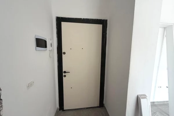 Apartment for sale in Tirana 1+1, Emty
