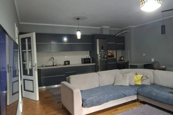 Apartament me qera 2+1+2 ne Don Bosko prane Viva Market 
