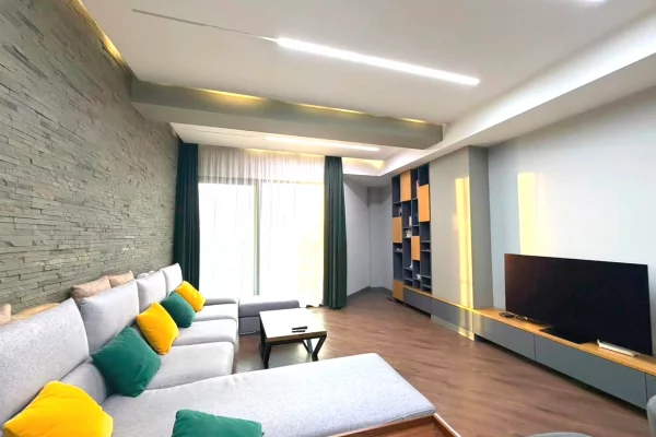 Shtepi ne shitje 2+1 ne Tirane - 390,000 Euro