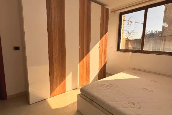 Shtepi me qera Apartament ne Tirane, 1+1, Mobilimi E mobiluar, Pagesa 50,000  Leke.