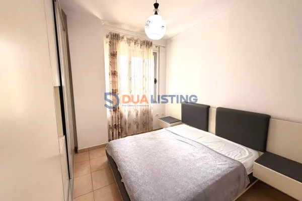 Shtepi me qera Apartament ne Tirane, 2+1, Mobilimi E mobiluar, Pagesa 450  Euro.