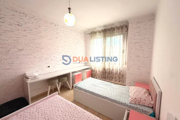 Shtepi me qera Apartament ne Tirane, 2+1, Mobilimi E mobiluar, Pagesa 450  Euro.