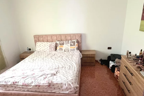 Shtepi me qera Apartament ne Tirane, 2+1, Mobilimi E mobiluar, Pagesa 45,000  Leke.