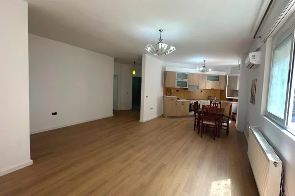 JEPET ME QIRA AMBIENT PER ZYRA | 📍 Tek Garda 