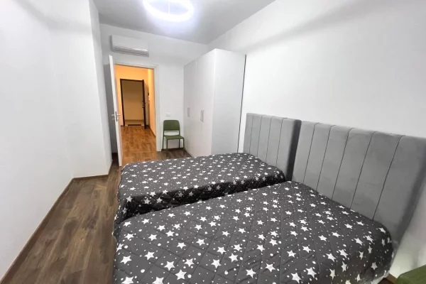 Shtepi me qera Apartament ne Tirane, 2+1, Mobilimi E mobiluar, Pagesa 1,200  Euro.