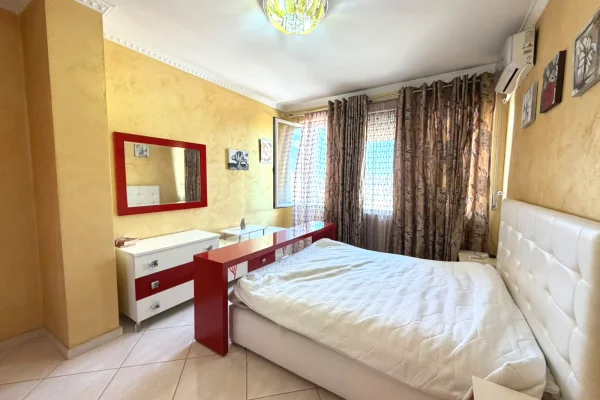 Shtepi me qera Apartament ne Tirane, 1+1, Mobilimi E mobiluar, Pagesa 550  Euro.