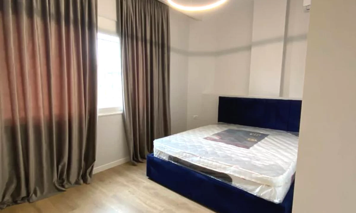 Shtepi me qera Apartament ne Tirane, 1+1, Mobilimi E mobiluar, Pagesa 55,000  Leke.