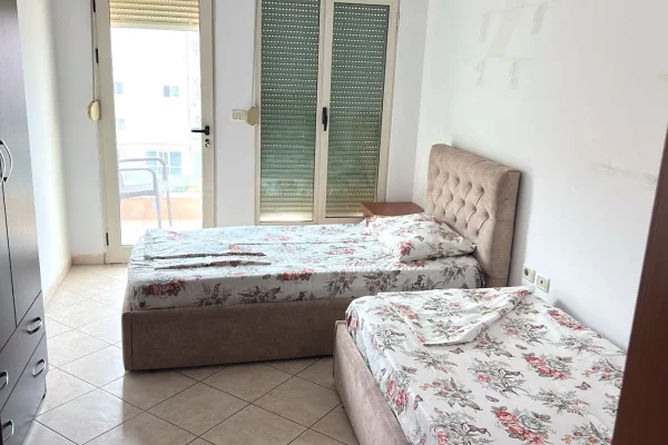 Shtepi me qera Apartament ne Tirane, 2+1, Mobilimi E mobiluar, Pagesa 55,000  Leke.