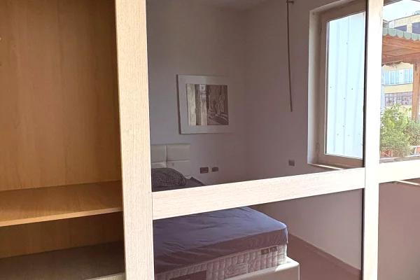 Shtepi me qera Apartament ne Tirane, 2+1, Mobilimi E mobiluar, Pagesa 65,000  Leke.