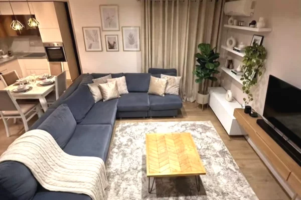 Shtepi me qera 2+1 ne Tirane - 550 Euro