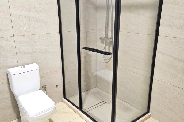 Shtepi me qera Apartament ne Tirane, 2+1, Mobilimi E mobiluar, Pagesa 55,000  Leke.