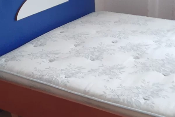 Shtepi me qera Apartament ne Tirane, 2+1, Mobilimi E mobiluar, Pagesa 45,000  Leke.