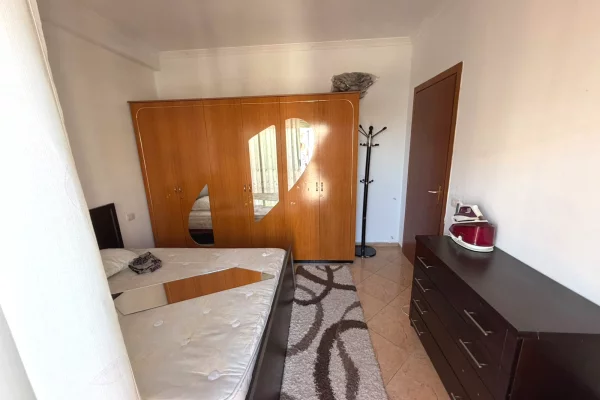 Shtepi me qera Apartament ne Tirane, 1+1, Mobilimi E mobiluar, Pagesa 45,000  Leke.