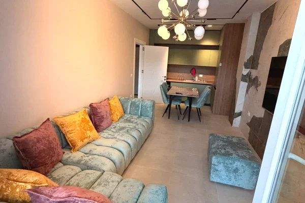 Shitet apartament premium 1+1 te Kompleksi "Blue Fafa Resort" ne Golem