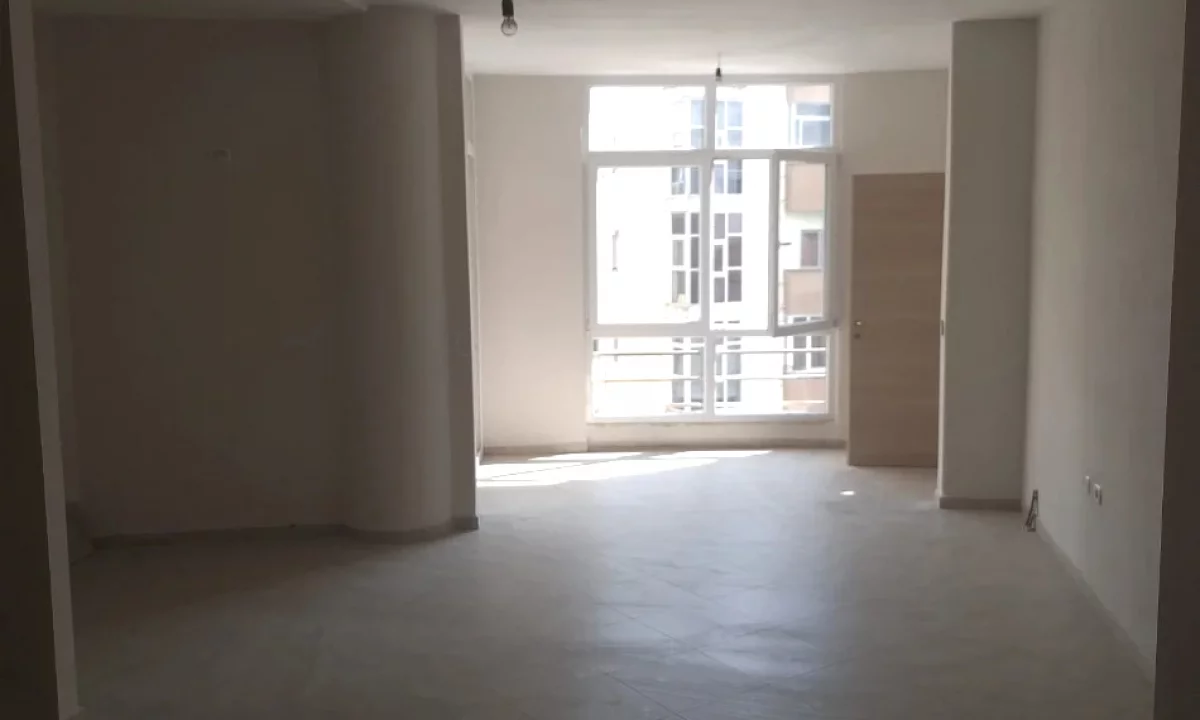 Shtepi me qera Apartament ne Tirane, 2+1, Mobilimi E mobiluar, Pagesa 45,000  Leke.