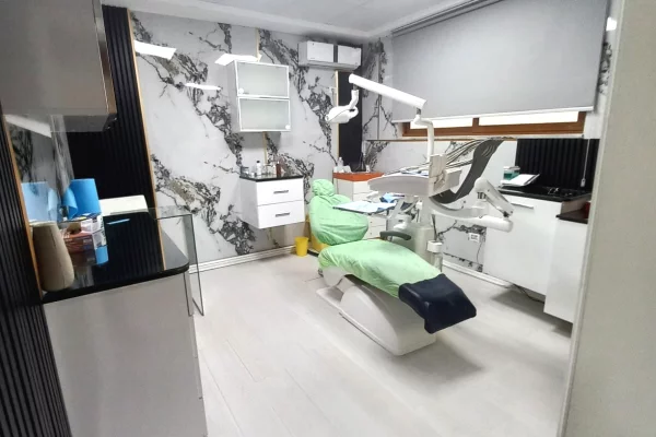 Ambient biznesi me qera 3+1 ne Tirane - 1,500 Euro