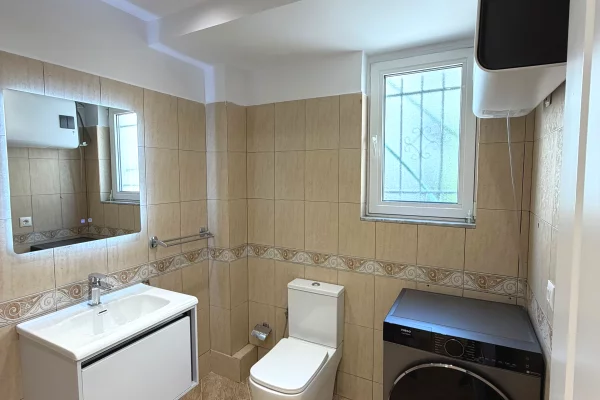 Shtepi ne shitje Apartament ne Tirane, 1+1, Mobilimi E mobiluar, Pagesa 19,500,000  Leke.