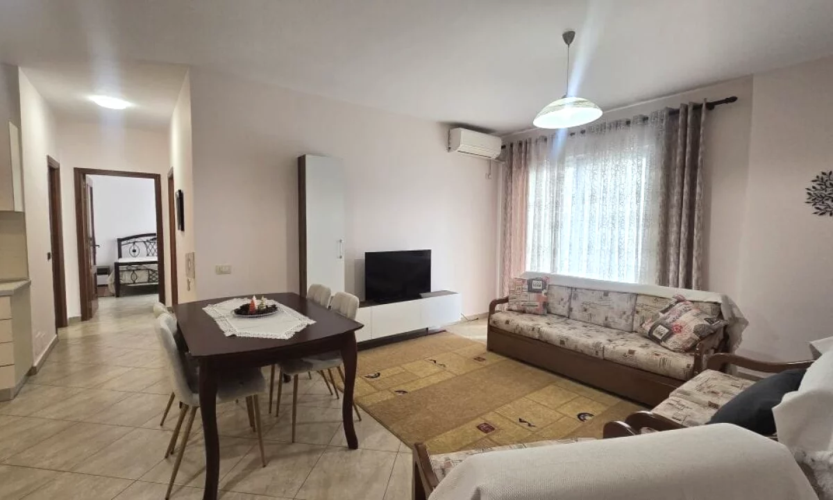 Shtepi me qera Apartament ne Tirane, 2+1, Mobilimi E mobiluar, Pagesa 65,000  Leke.