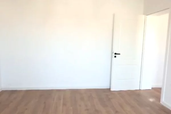 Vasil Shanto tek KESHI  🚩Shitet apartament 1+1