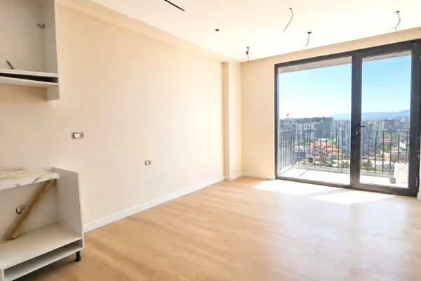Shtepi ne shitje Apartament ne Tirane, 1+1, Mobilimi E mobiluar, Pagesa 130,000  Euro.