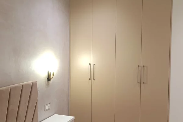Shtepi me qera Apartament ne Tirane, 1+1, Mobilimi E mobiluar, Pagesa 75,000  Leke.