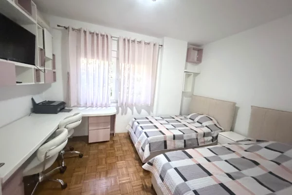 Shtepi me qera Apartament ne Tirane, 2+1, Mobilimi E mobiluar, Pagesa 70,000  Leke.