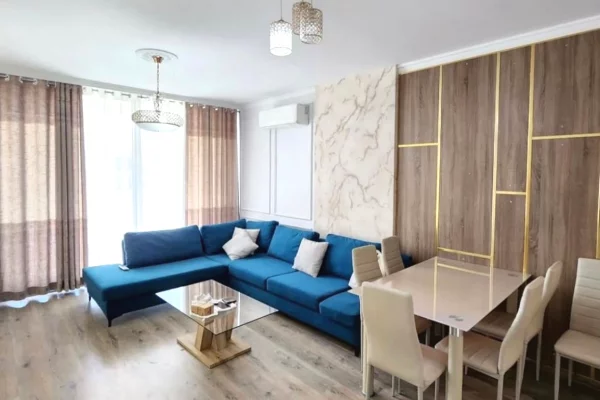 Shtepi me qera Apartament ne Tirane, 2+1, Mobilimi E mobiluar, Pagesa 70,000  Leke.