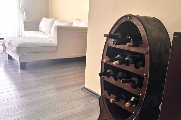 Shtepi ne shitje Apartament ne Tirane, 2+1, Mobilimi E mobiluar, Pagesa 290,000  Euro.