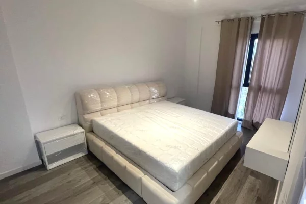 House for Sale Apartment in Tirana, 2+1, Furniture Furnished, Payment 250,000  Euro.