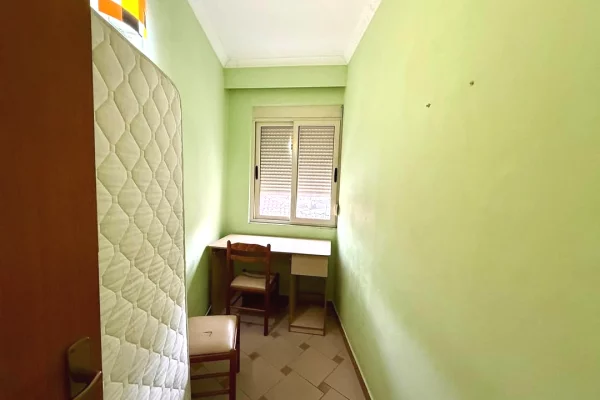 Shtepi me qera Apartament ne Tirane, 2+1, Mobilimi E mobiluar, Pagesa 600  Euro.