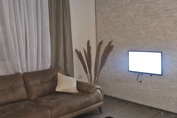 Shtepi me qera Apartament ne Tirane, 1+1, Mobilimi E mobiluar, Pagesa 600  Euro.