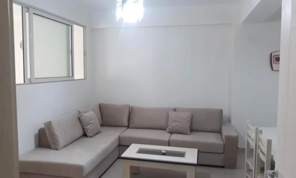 Shtepi me qera Apartament ne Tirane, 1+1, Mobilimi E mobiluar, Pagesa 45,000  Leke.