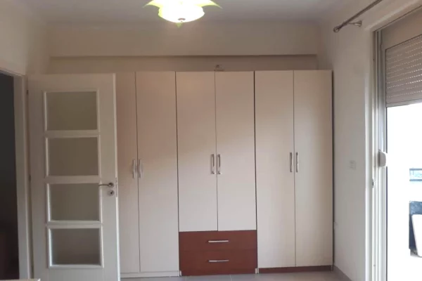 Shtepi me qera Apartament ne Tirane, 1+1, Mobilimi E mobiluar, Pagesa 45,000  Leke.