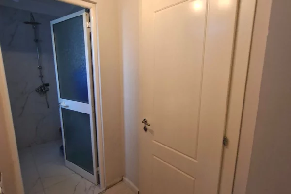 Shtepi ne shitje Apartament ne Tirane, 1+1, Mobilimi E mobiluar, Pagesa 7,500,000  Leke.