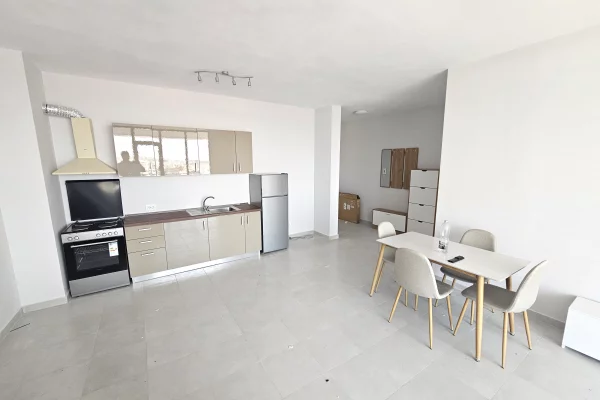 Shtepi me qera Apartament ne Tirane, 2+1, Mobilimi E mobiluar, Pagesa 75,000  Leke.