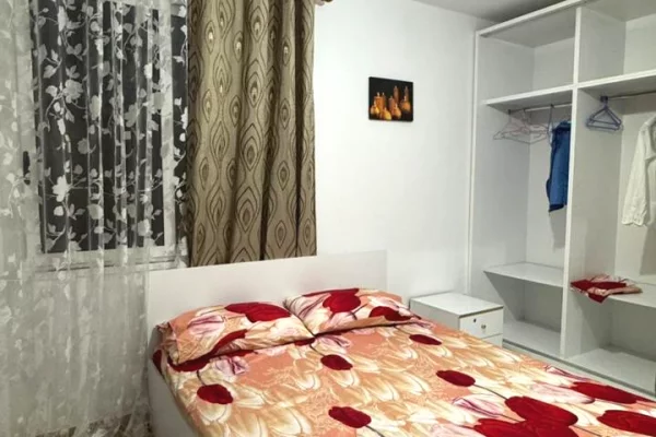 Shtepi me qera Apartament ne Tirane, 1+1, Mobilimi E mobiluar, Pagesa 40,000  Leke.