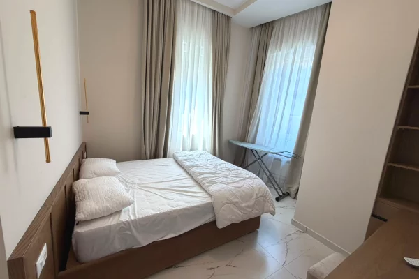 Shtepi me qera Apartament ne Tirane, 2+1, Mobilimi E mobiluar, Pagesa 100,000  Leke.