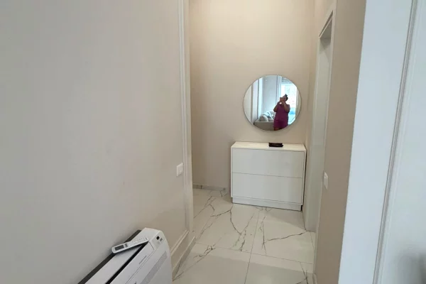 Shtepi me qera Apartament ne Tirane, 2+1, Mobilimi E mobiluar, Pagesa 100,000  Leke.