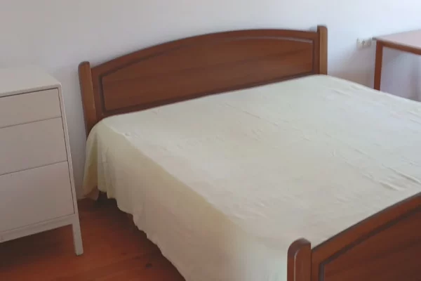 Shtepi me qera Apartament ne Tirane, 2+1, Mobilimi E mobiluar, Pagesa 45,000  Leke.