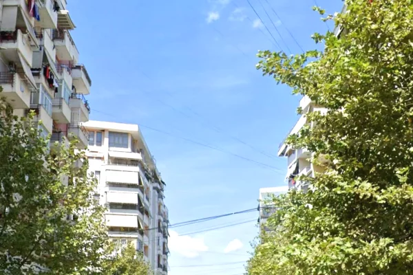 Jepet me qera apartament 2+1 ne Yzberisht