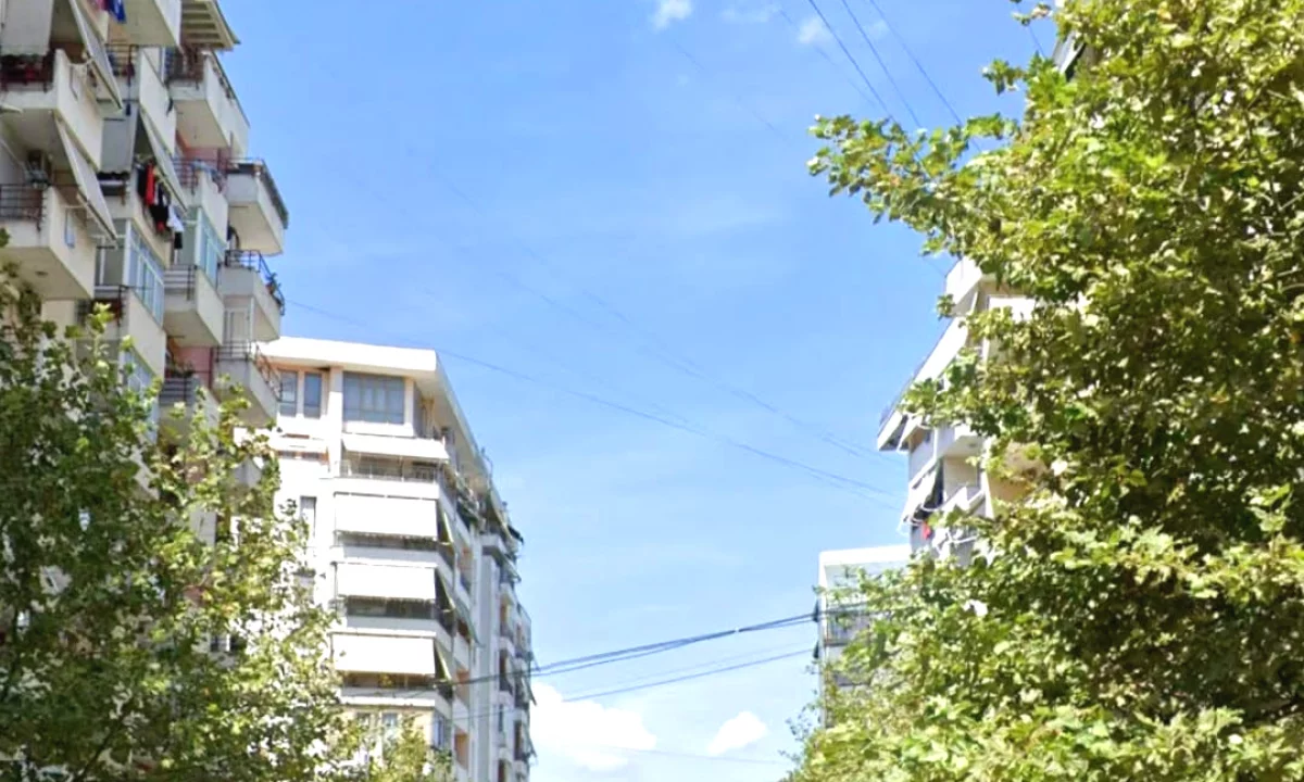 Shtepi me qera Apartament ne Tirane, 2+1, Mobilimi E mobiluar, Pagesa 30,000  Leke.