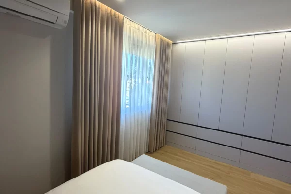 Shtepi me qera Apartament ne Tirane, 1+1, Mobilimi E mobiluar, Pagesa 70,000  Leke.