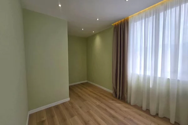Shtepi ne shitje Apartament ne Tirane, 2+1, Mobilimi E mobiluar, Pagesa 235,000  Euro.