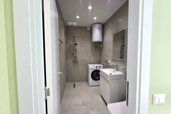 Shtepi ne shitje Apartament ne Tirane, 2+1, Mobilimi E mobiluar, Pagesa 235,000  Euro.