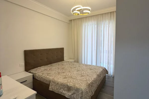 Shtepi me qera Apartament ne Tirane, 1+1, Mobilimi E mobiluar, Pagesa 500  Euro.