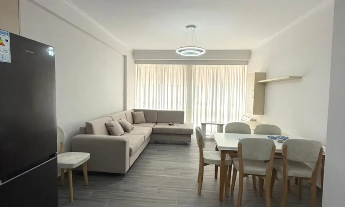Shtepi me qera Apartament ne Tirane, 1+1, Mobilimi E mobiluar, Pagesa 500  Euro.
