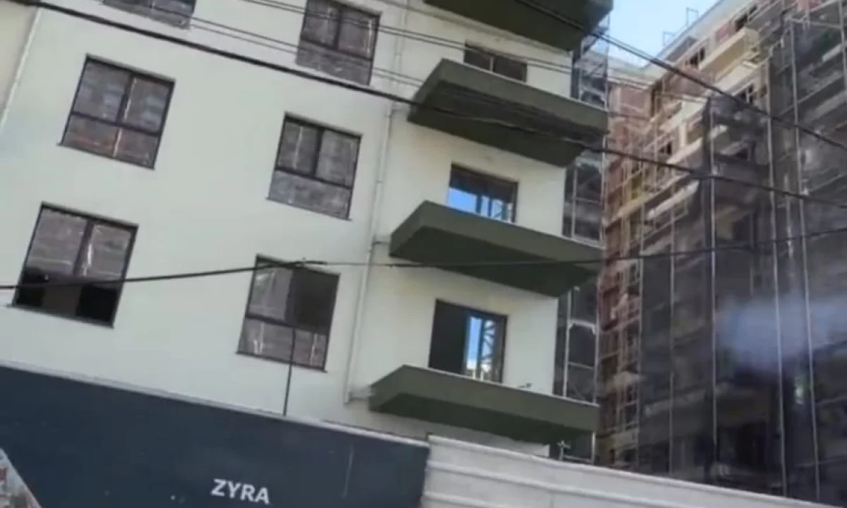 Shtepi ne shitje Apartament ne Tirane, 1+1, Mobilimi Bosh, pa mobiluar, Pagesa 12,500,000  Leke.
