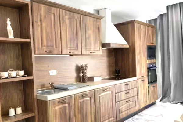 Shtepi ne shitje Apartament ne Tirane, 2+1, Mobilimi E mobiluar, Pagesa 450,000  Euro.