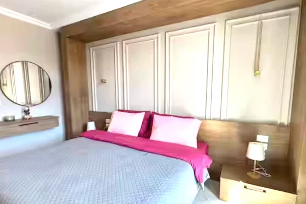 Shtepi ne shitje Apartament ne Tirane, 2+1, Mobilimi E mobiluar, Pagesa 450,000  Euro.