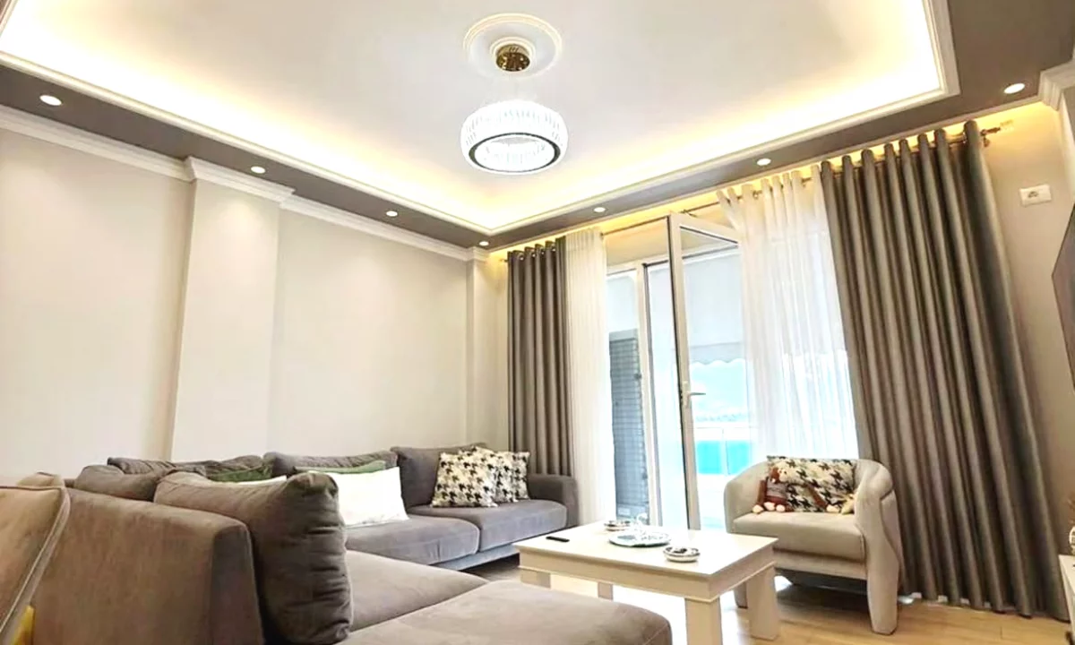 Shtepi ne shitje Apartament ne Tirane, 3+1, Mobilimi E mobiluar, Pagesa 338,000  Euro.